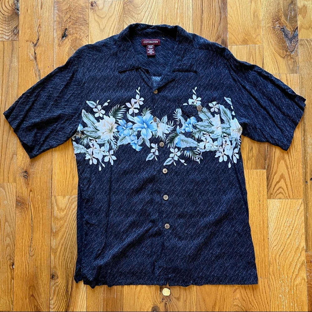 Covington size medium Hawaiian shirt. 100% rayon, soft, lightweight